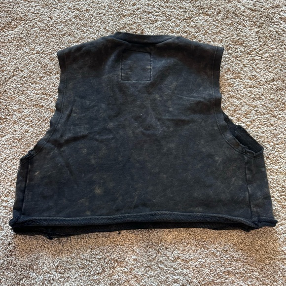 ALPHALETE Very Terry Crop Top Size S Onyx - Picture 6 of 6